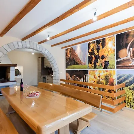 Mia 1 - Omis By Guide Apartment